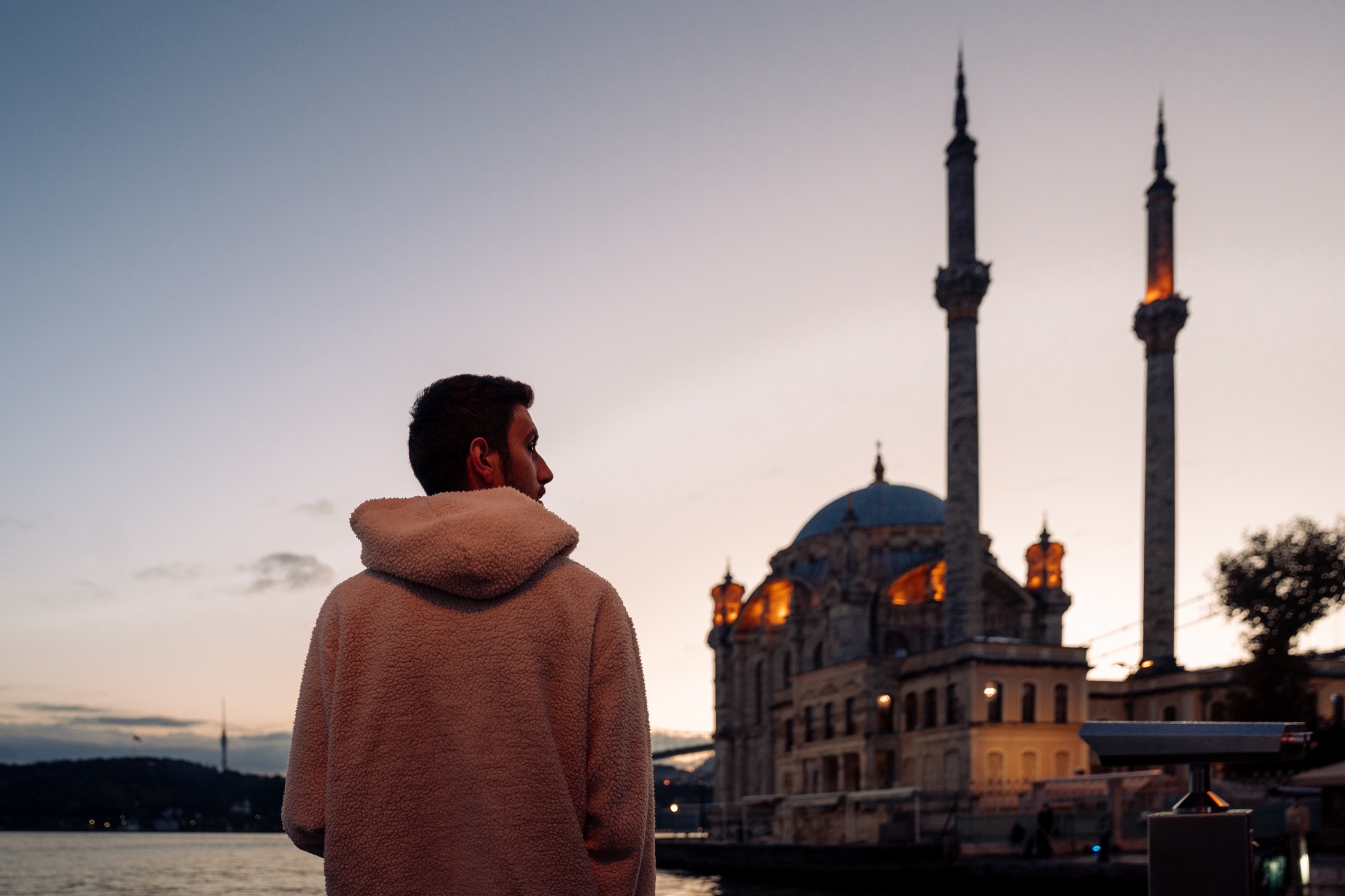 Ortaköy Mosque at dusk from the Bosphorus waterfront, Istanbul, Türkiye